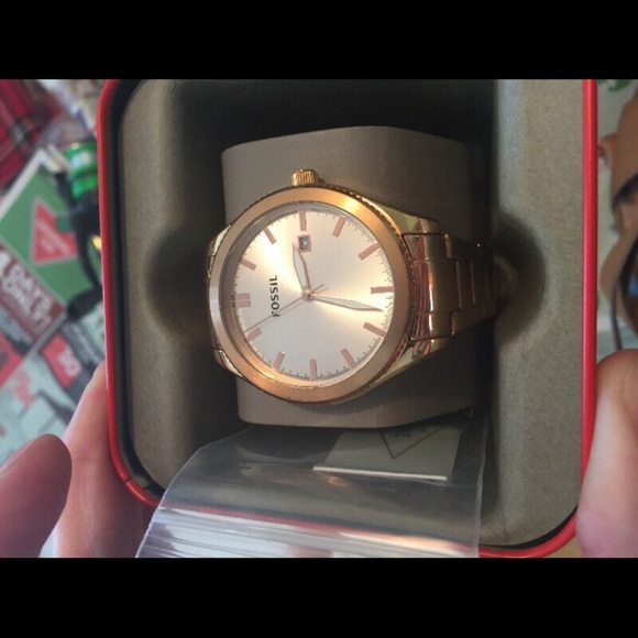 Fossil Gold Watch - Picture 4 of 5